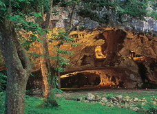 Grotten von Sare