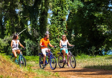 Location de vélos et de vélos électriques avec Les Roues de Lilou