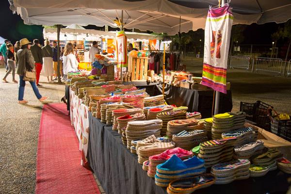Marché nocturne